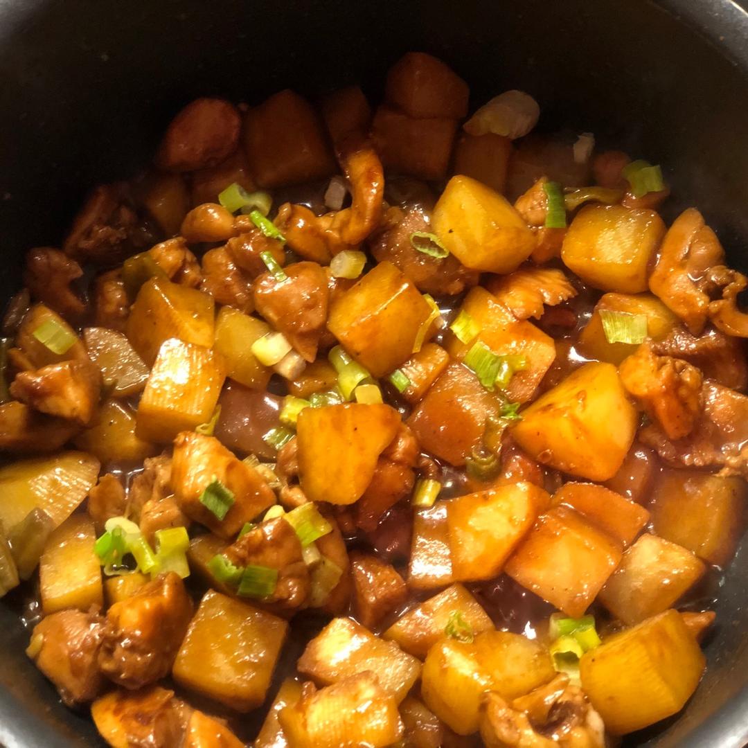 土豆烧鸡（非常下饭哦~）