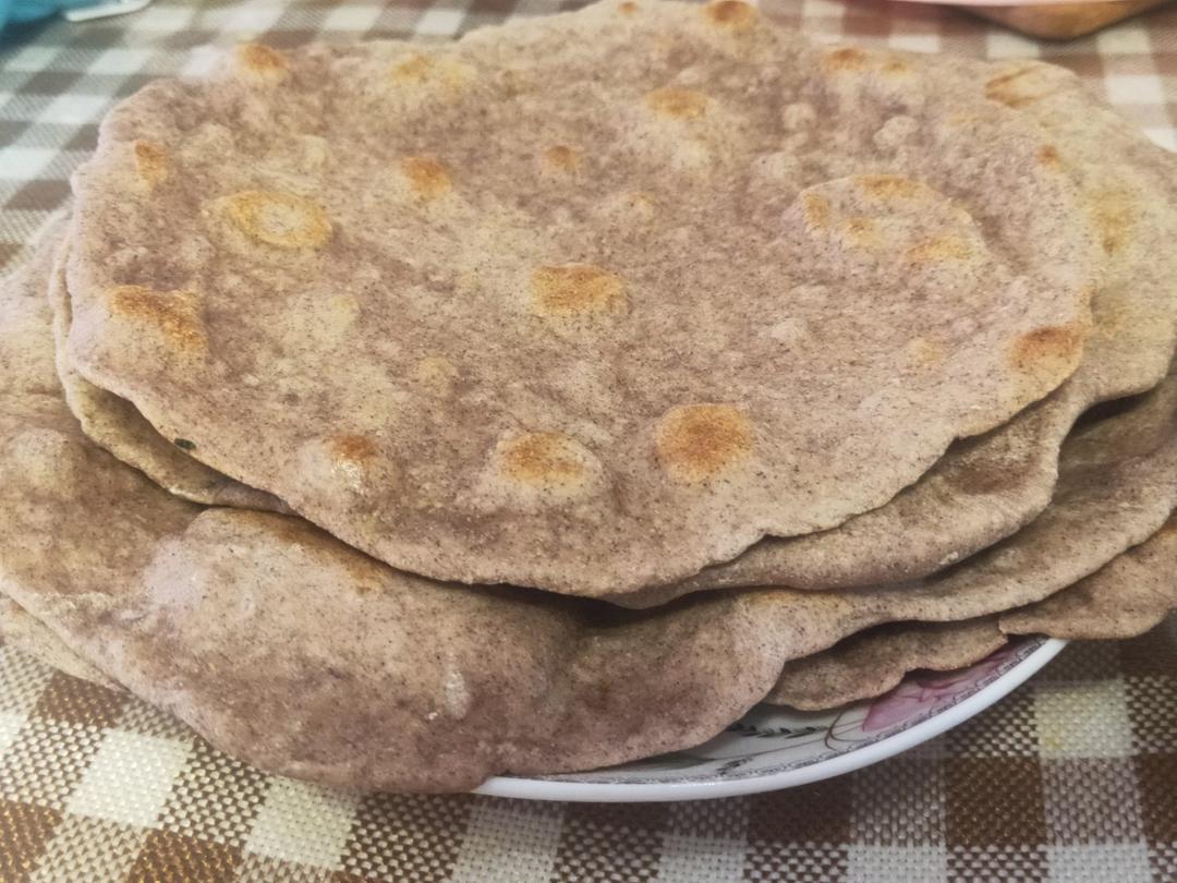 黑全麦薄饼｜健康卷一切
