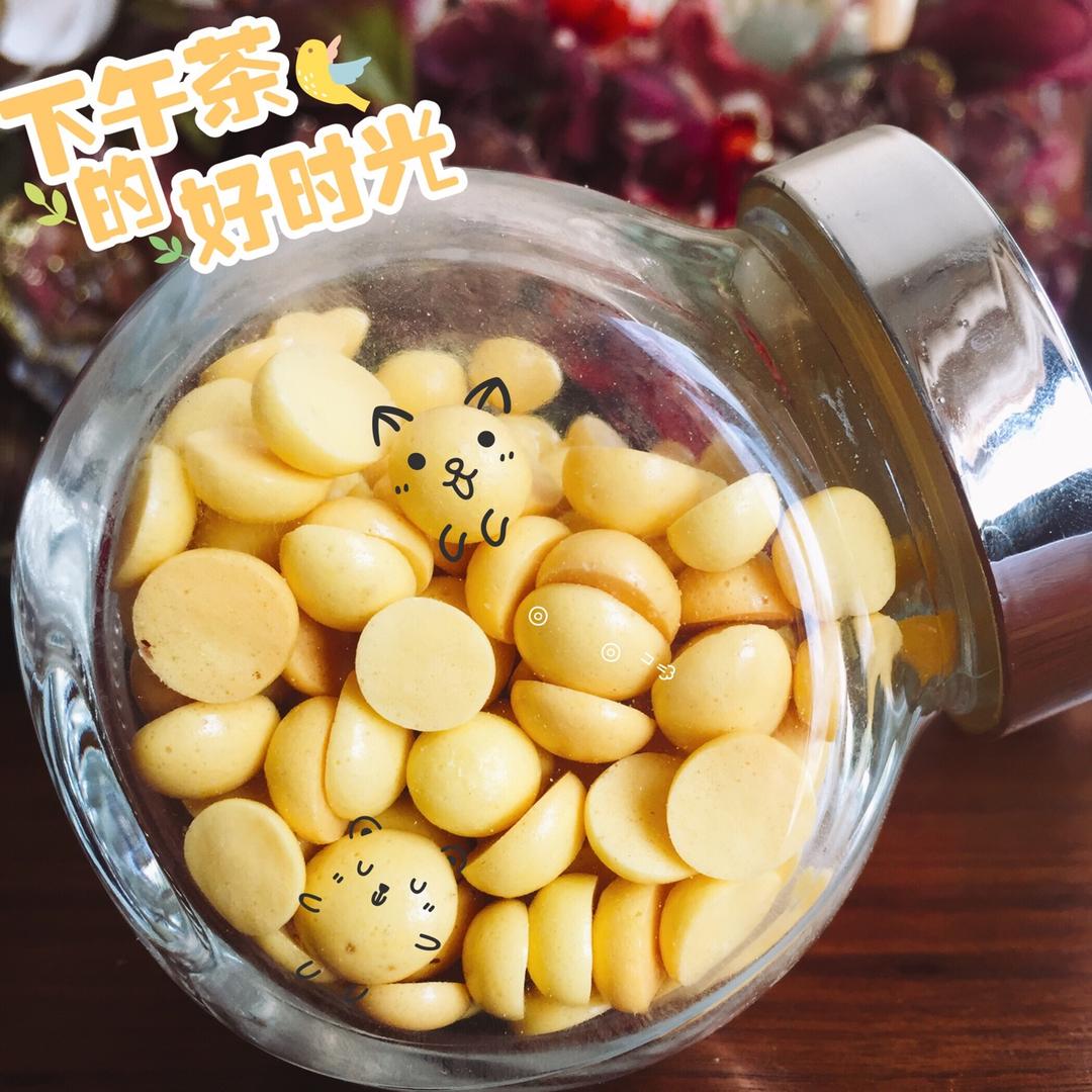 入口即化的无添加蛋黄溶豆