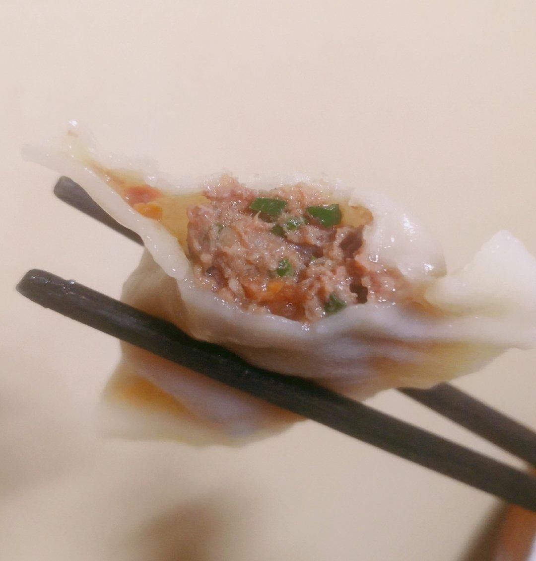爆汁番茄牛肉饺