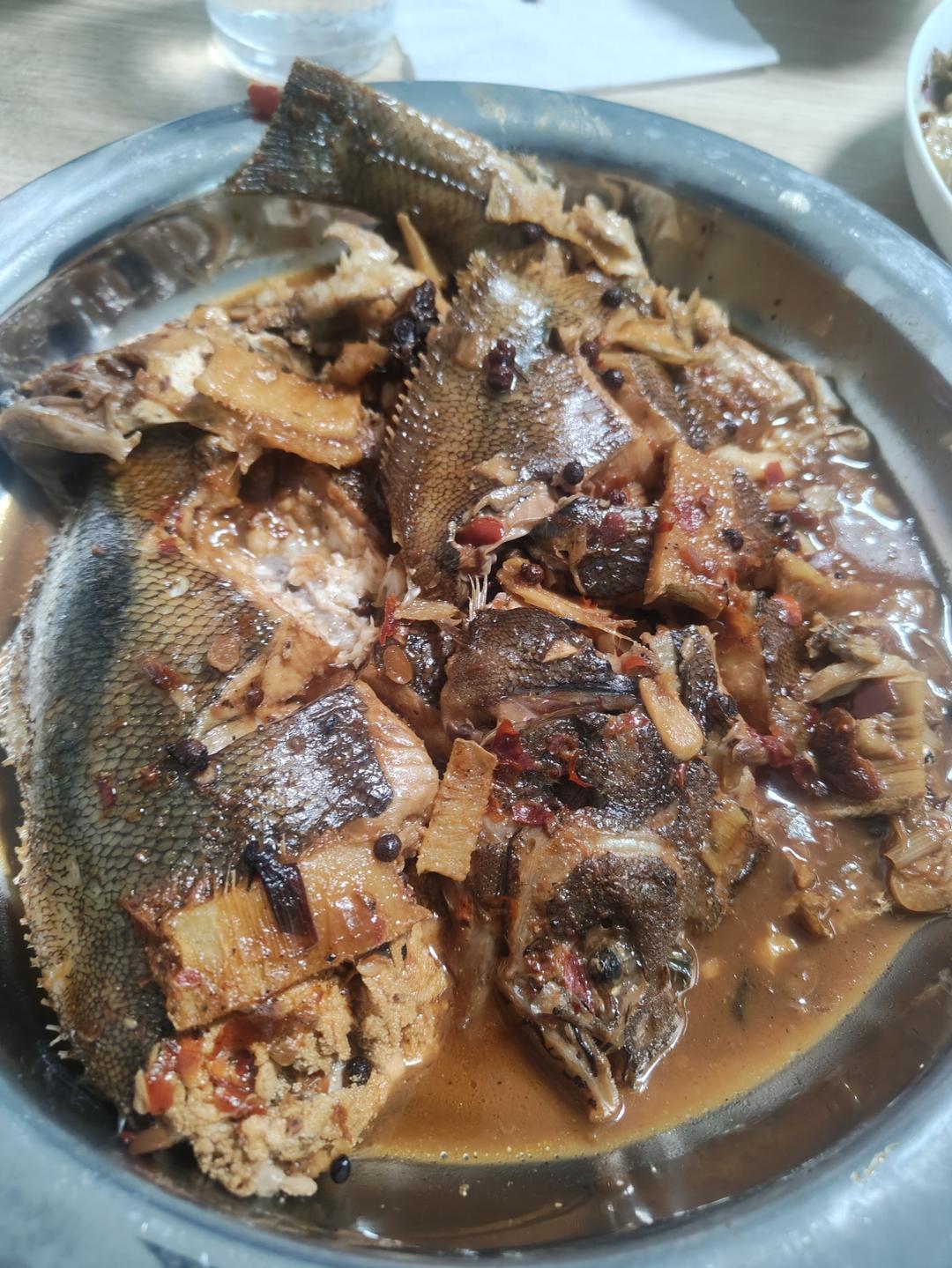 汤汁都不舍得到掉的༄「红烧小偏口鱼🐟」༄