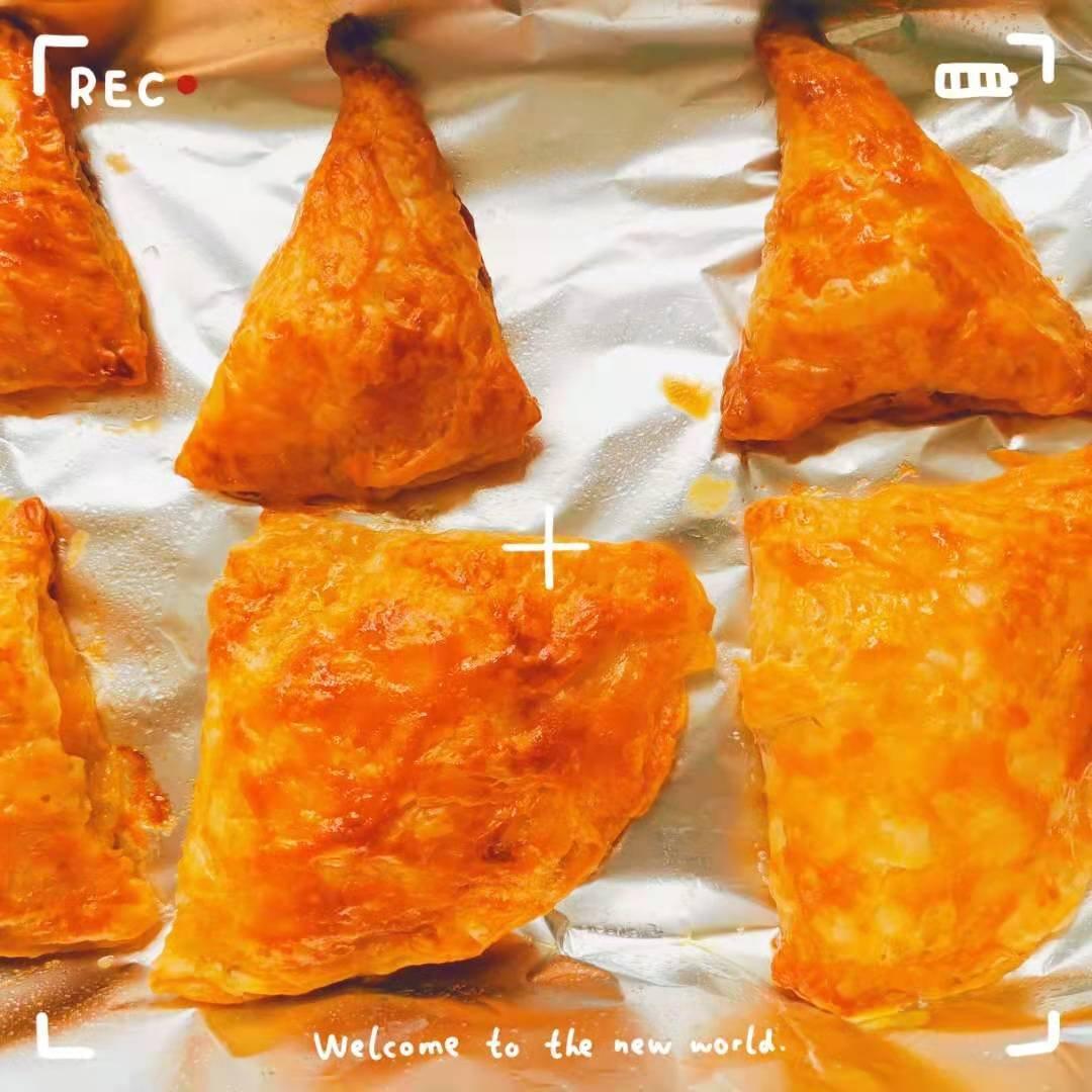 万能的手抓饼系列～芒果派
