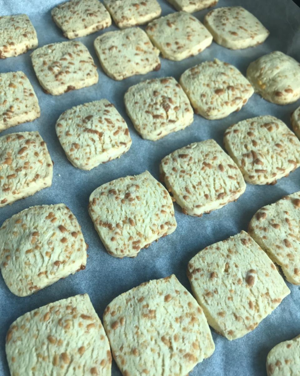 超香咸饼干切达乳酪饼干