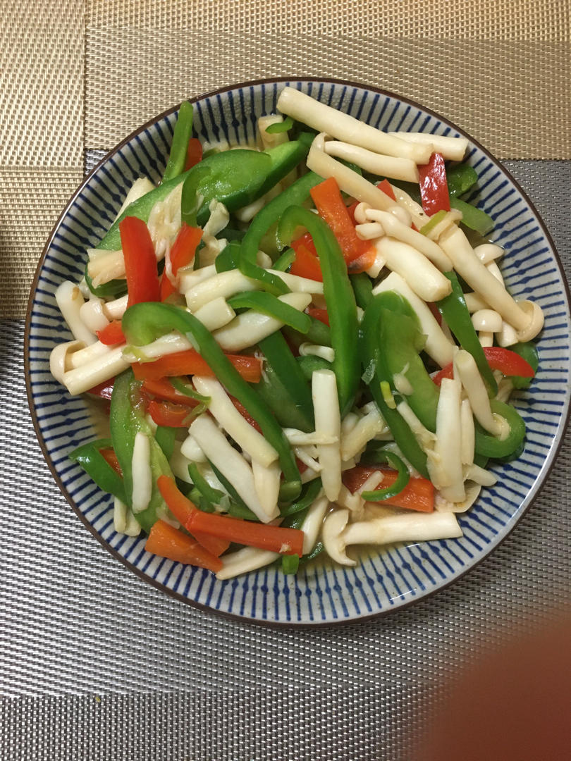 蚝油彩椒白玉菇