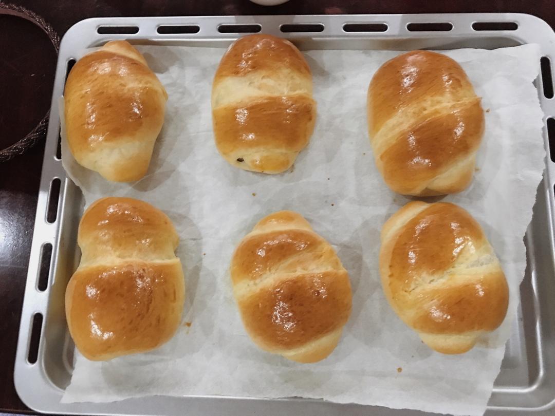 黄油面包卷