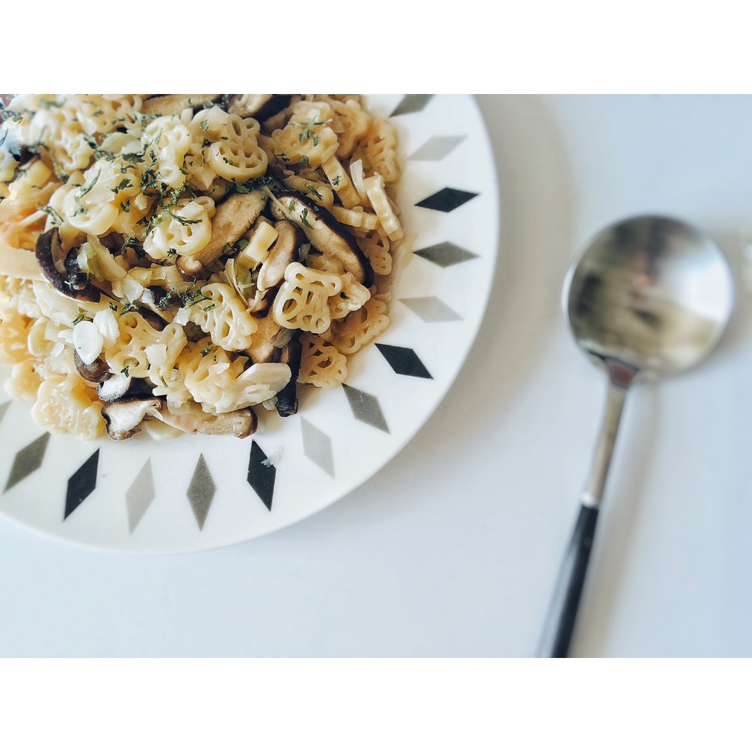 蒜香·蘑菇洋葱意面