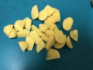 东北家常菜 豆角土豆炖排骨的做法 步骤1