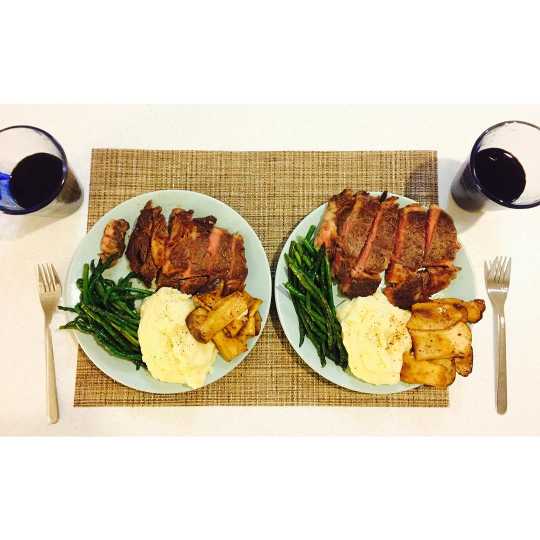 黑椒牛排（配土豆/鸡蛋，意面/蔬菜）