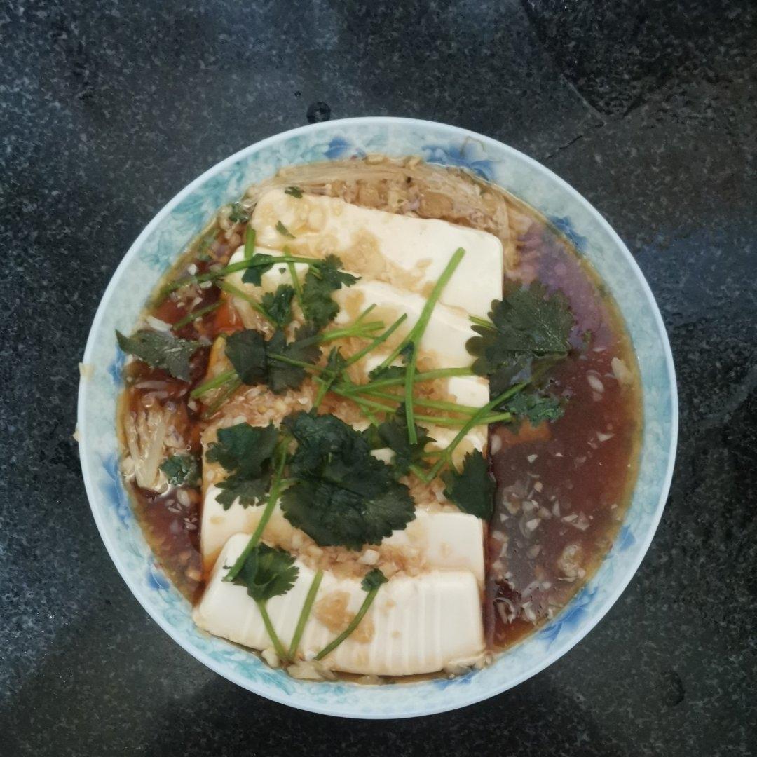 蒜蓉蒸豆腐金针菇