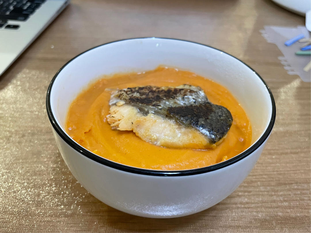 咖喱胡萝卜红薯浓汤（冬日暖汤）