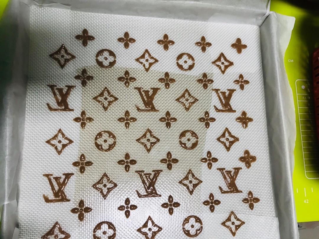 Lv蛋糕卷