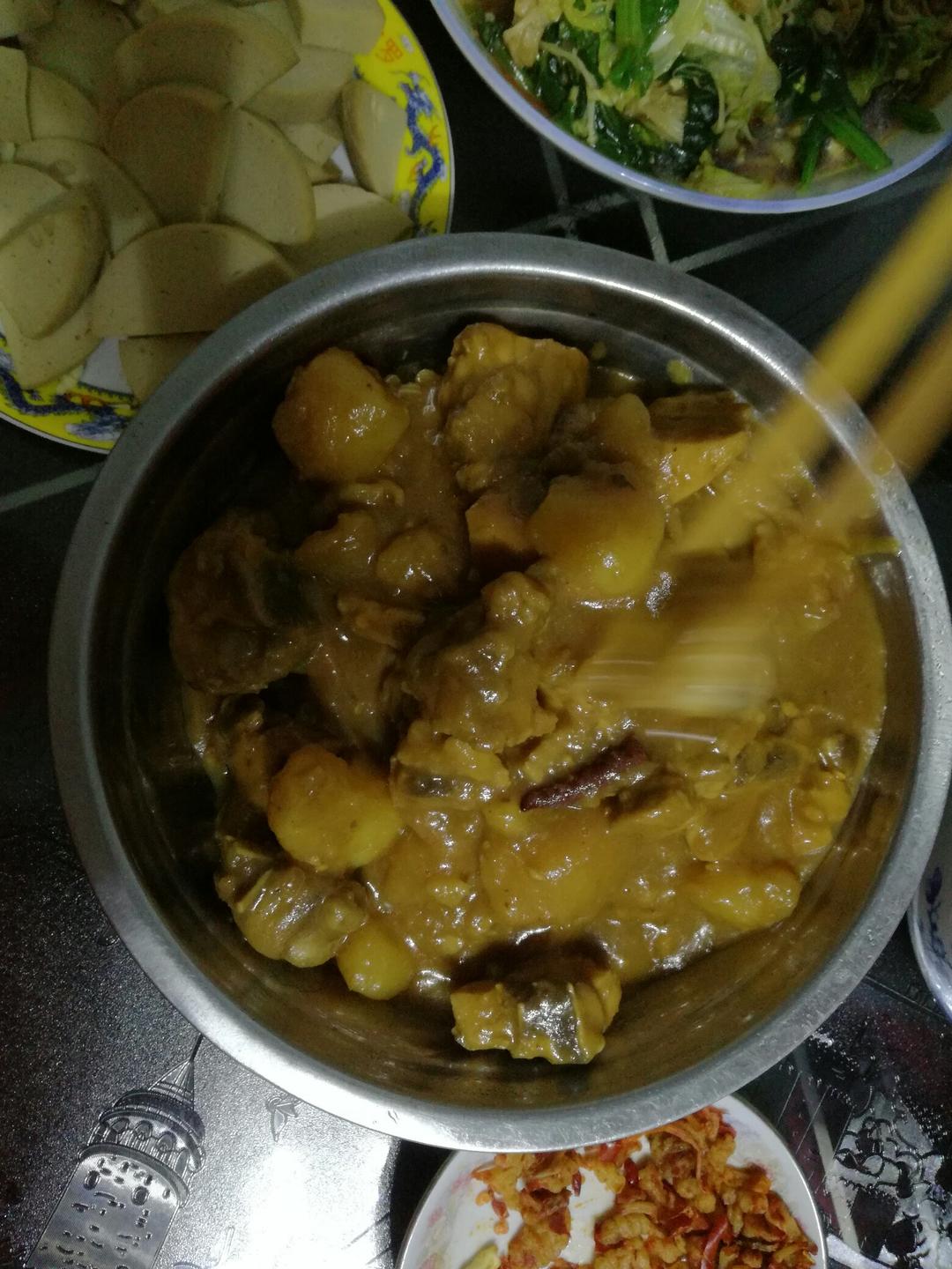 土豆焖鸡腿