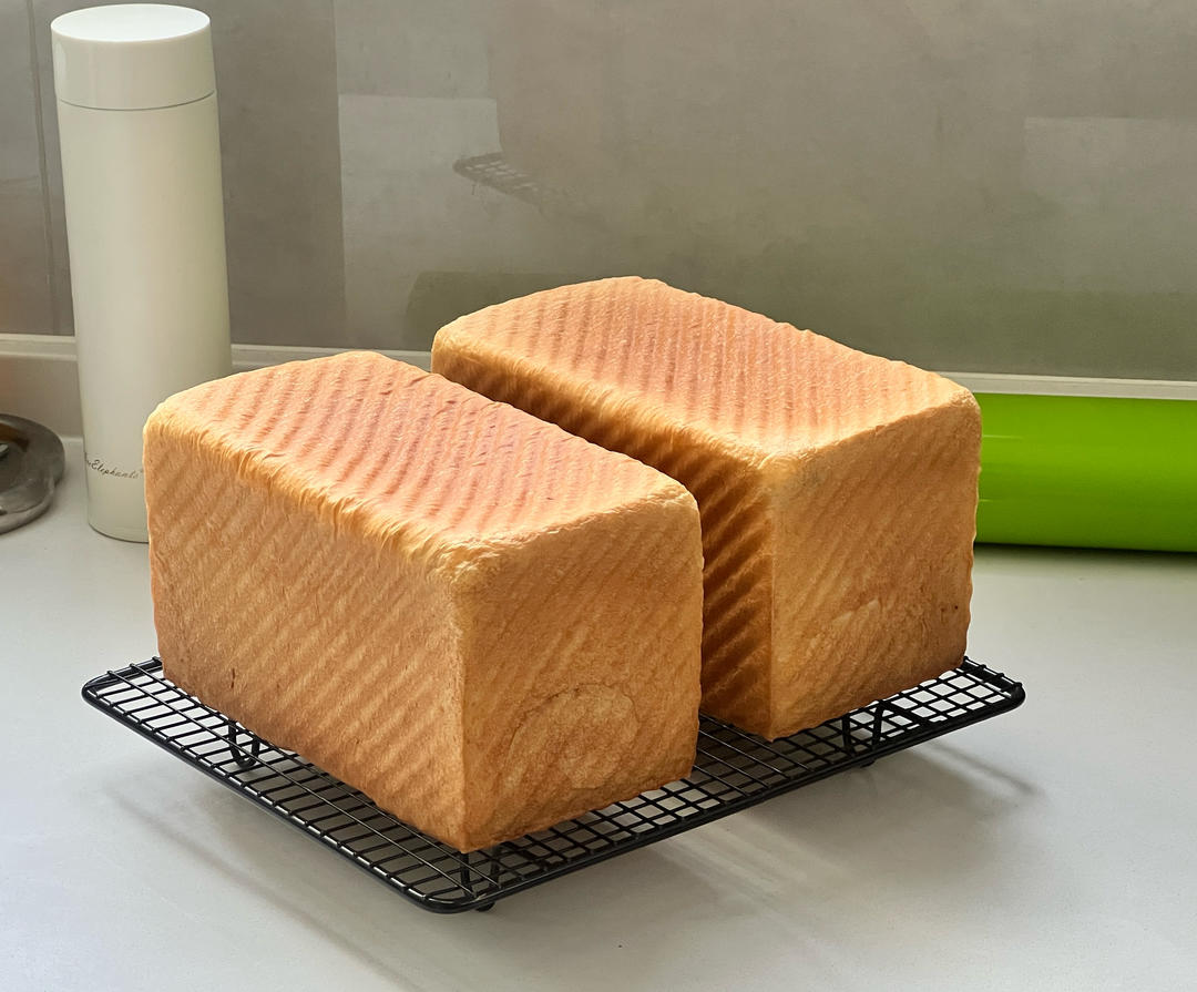 奶油蜜豆小吐司