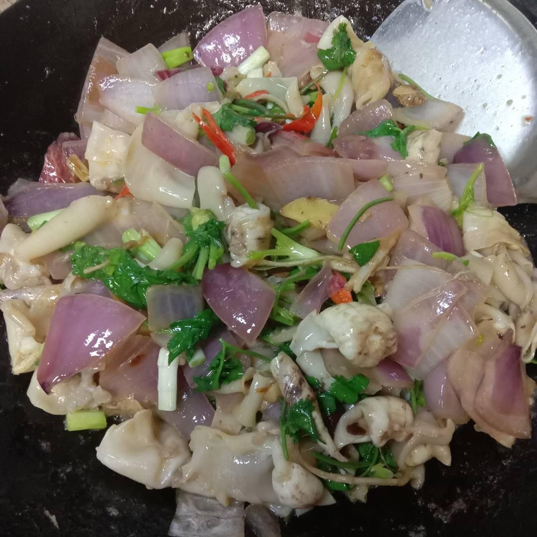 香辣爆炒鱼泡