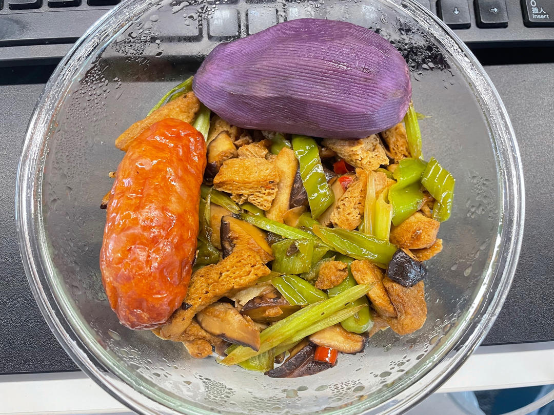 香菇冻豆腐，又是个下饭菜