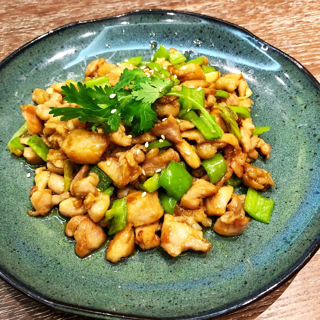 青椒炒鸡腿肉（大厨级别）