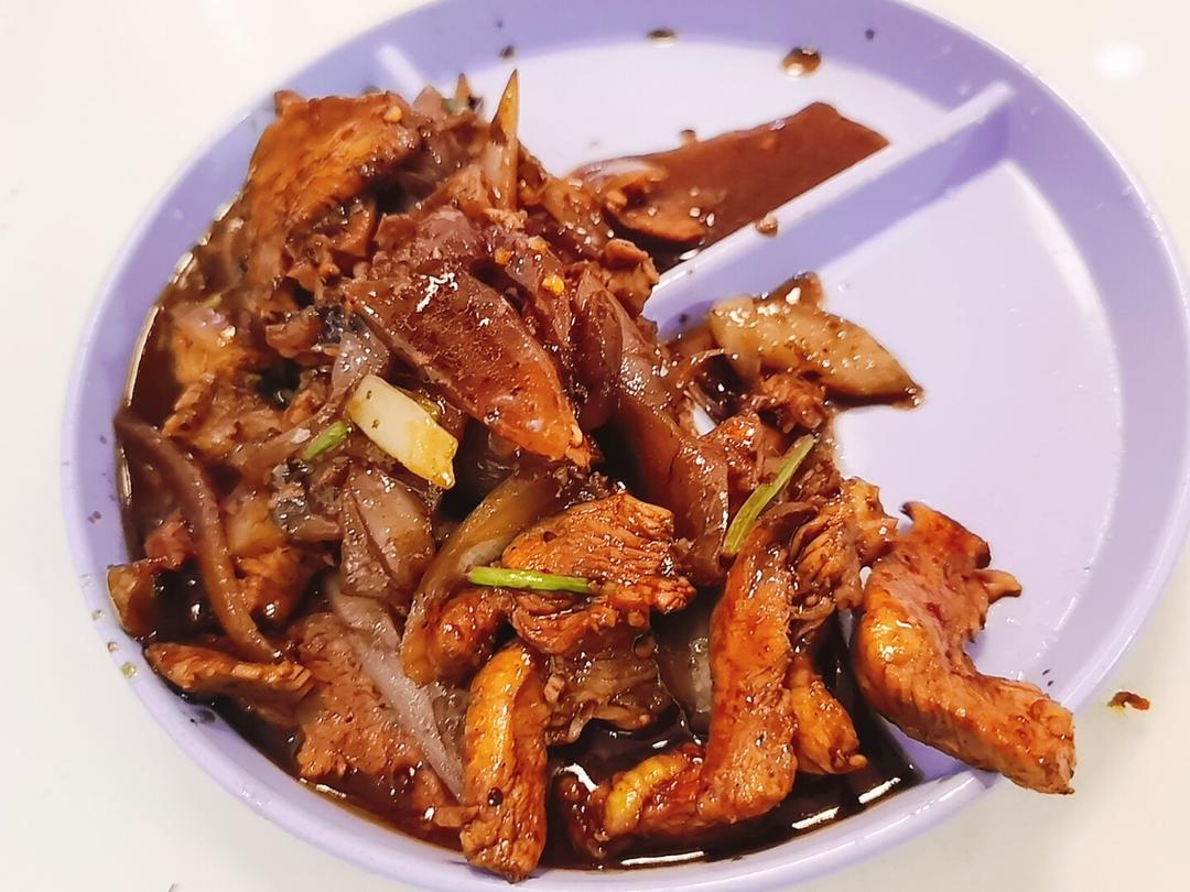 洋葱炒鸡胸肉（低脂美味）