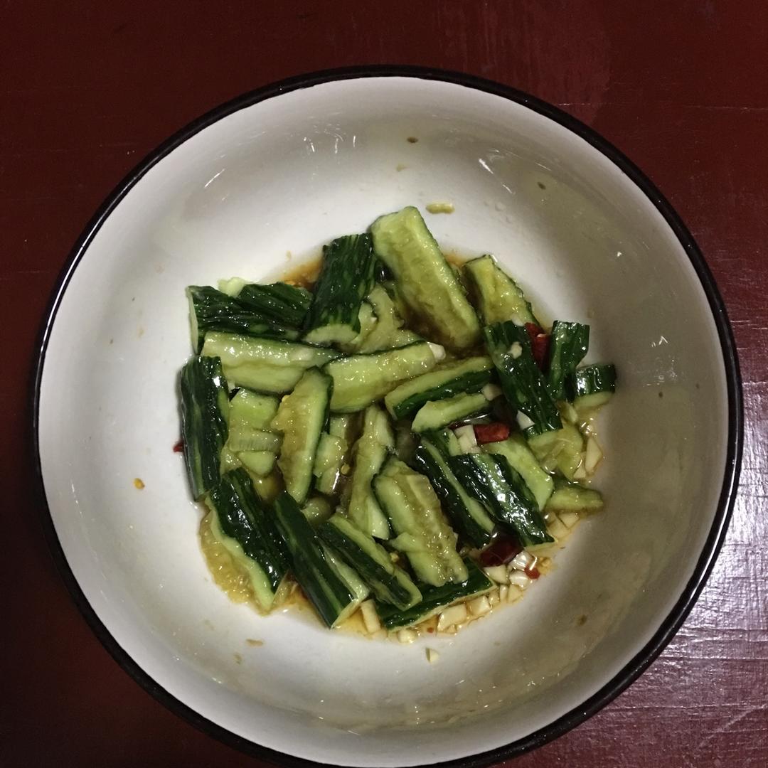 凉拌家常黄瓜