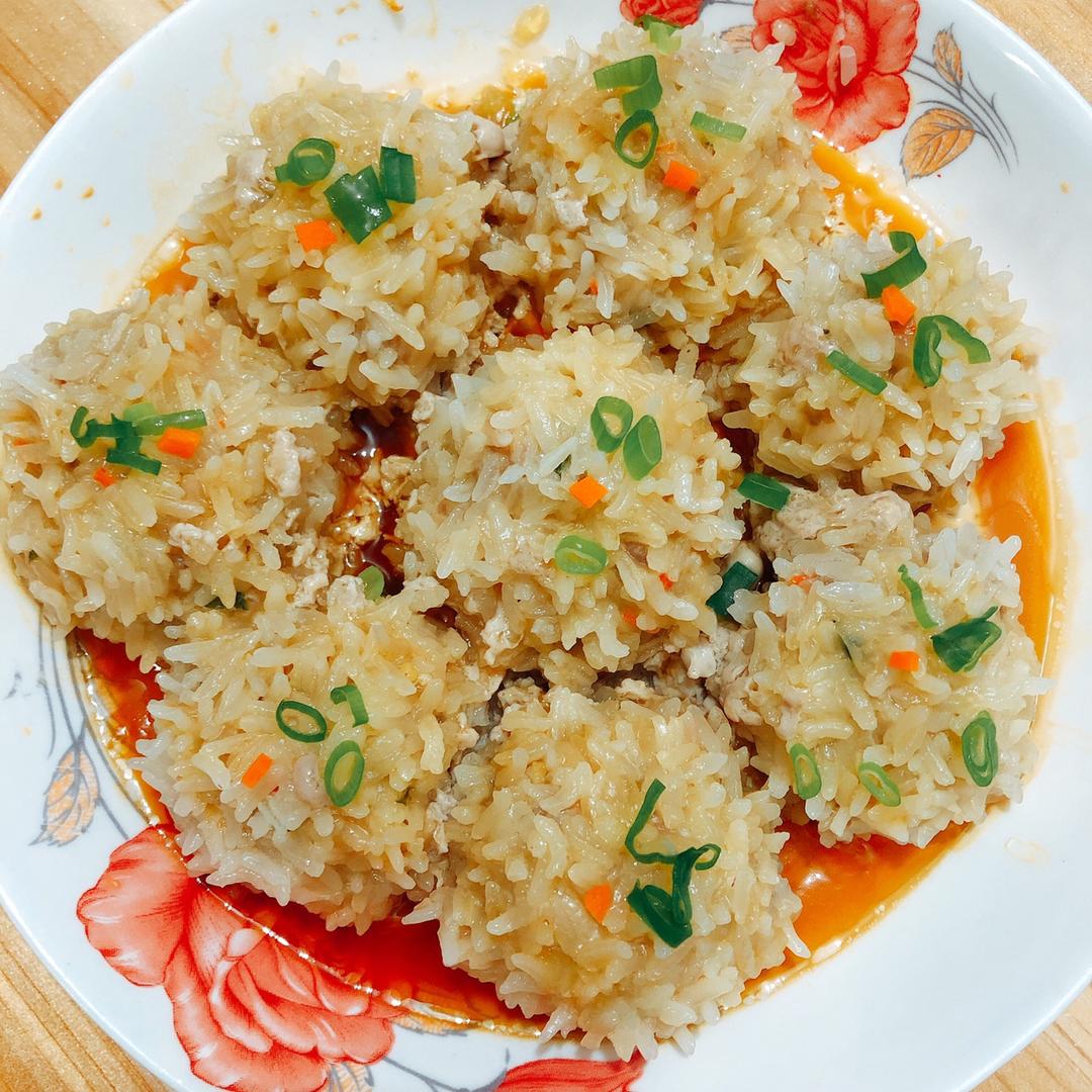 蒸糯米肉丸子