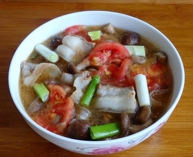 五花肉炝锅汤