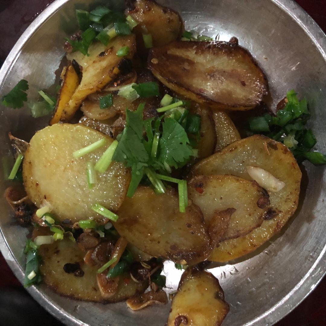 干锅土豆片