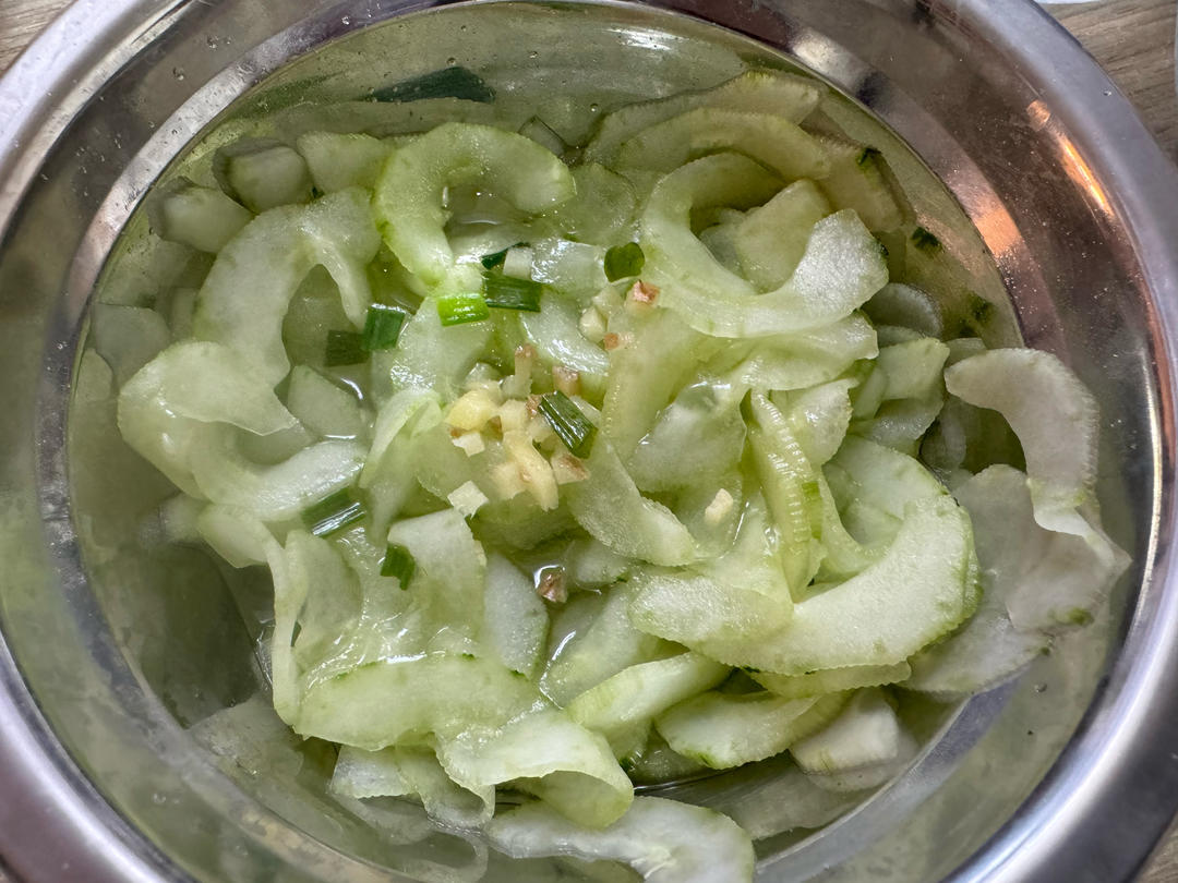 凉拌黄瓜片