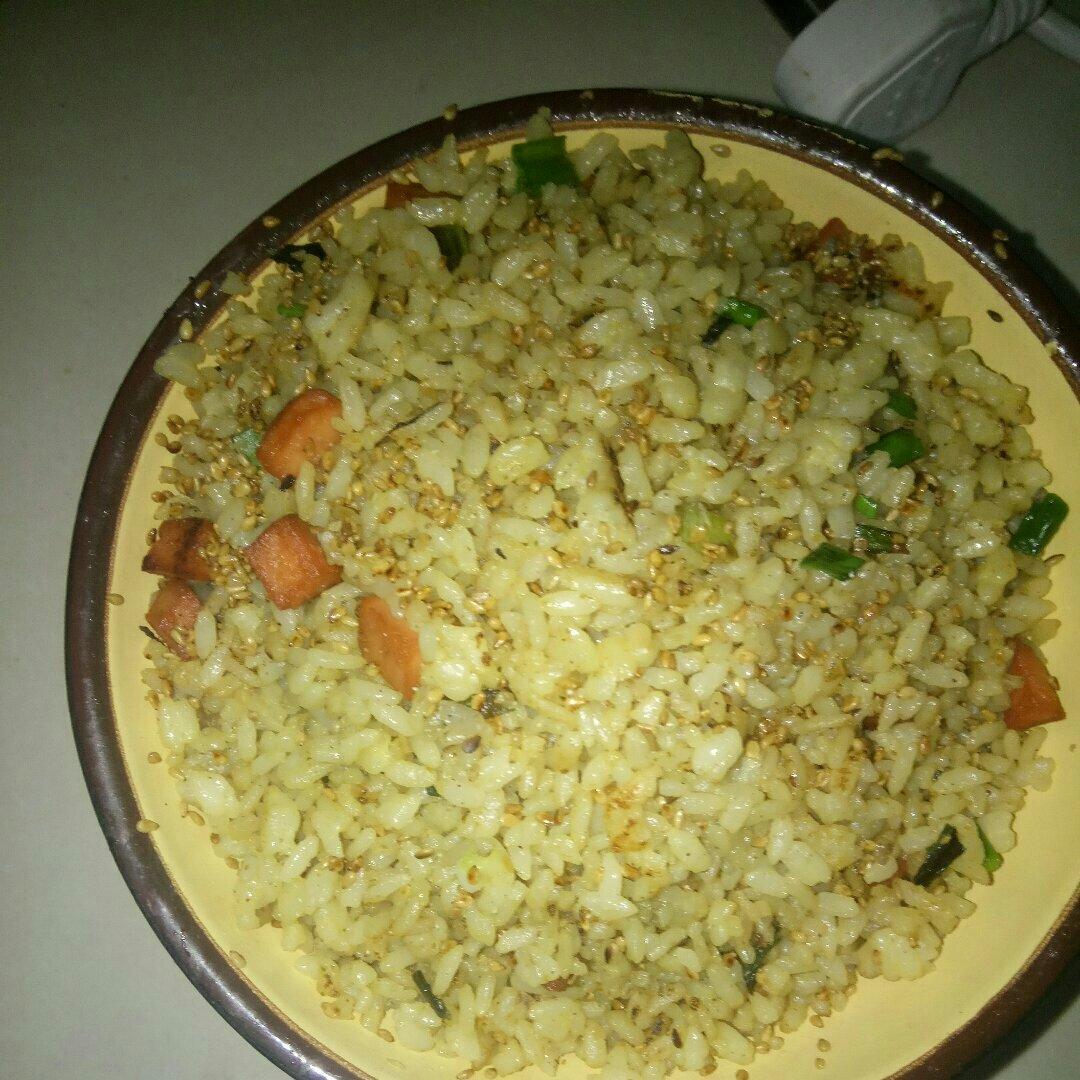 火腿蛋炒饭