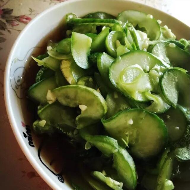 凉拌黄瓜