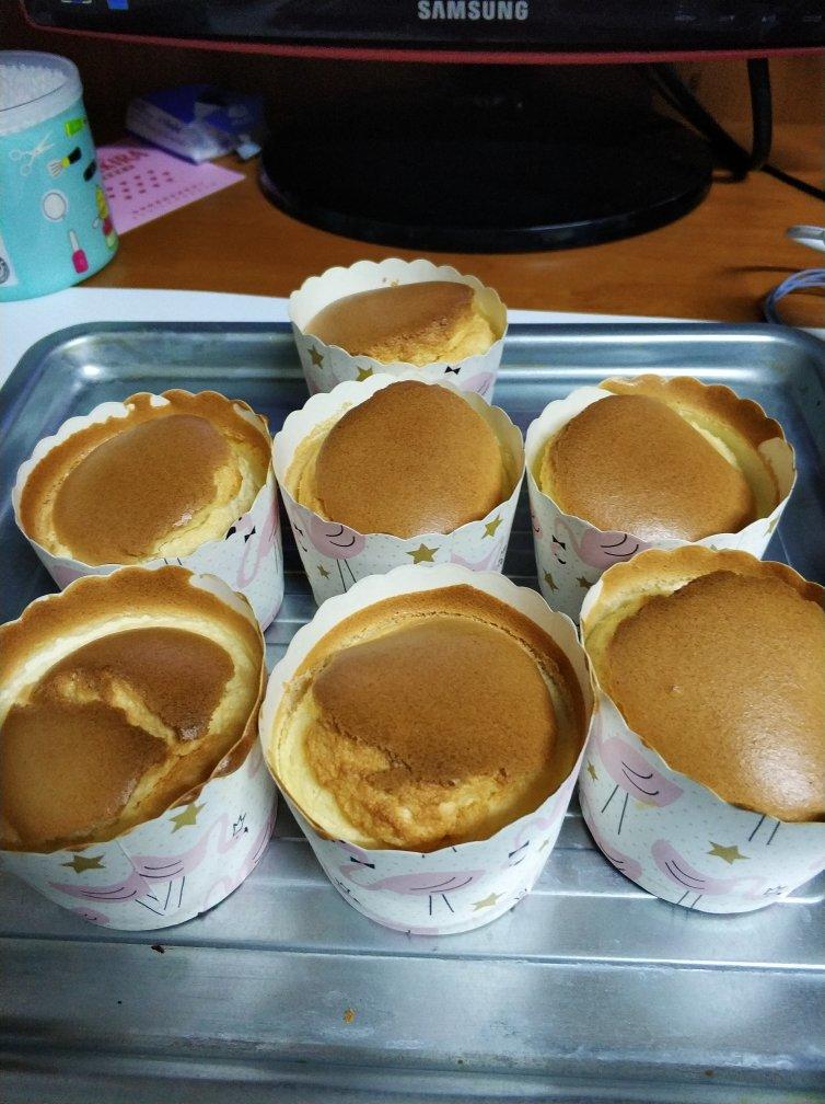 棉花纸杯蛋糕