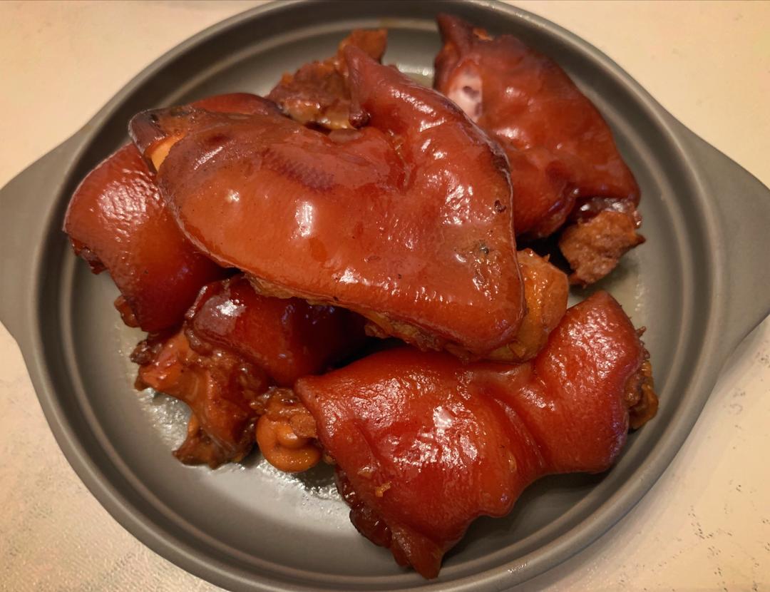 百吃不厌的红烧猪蹄