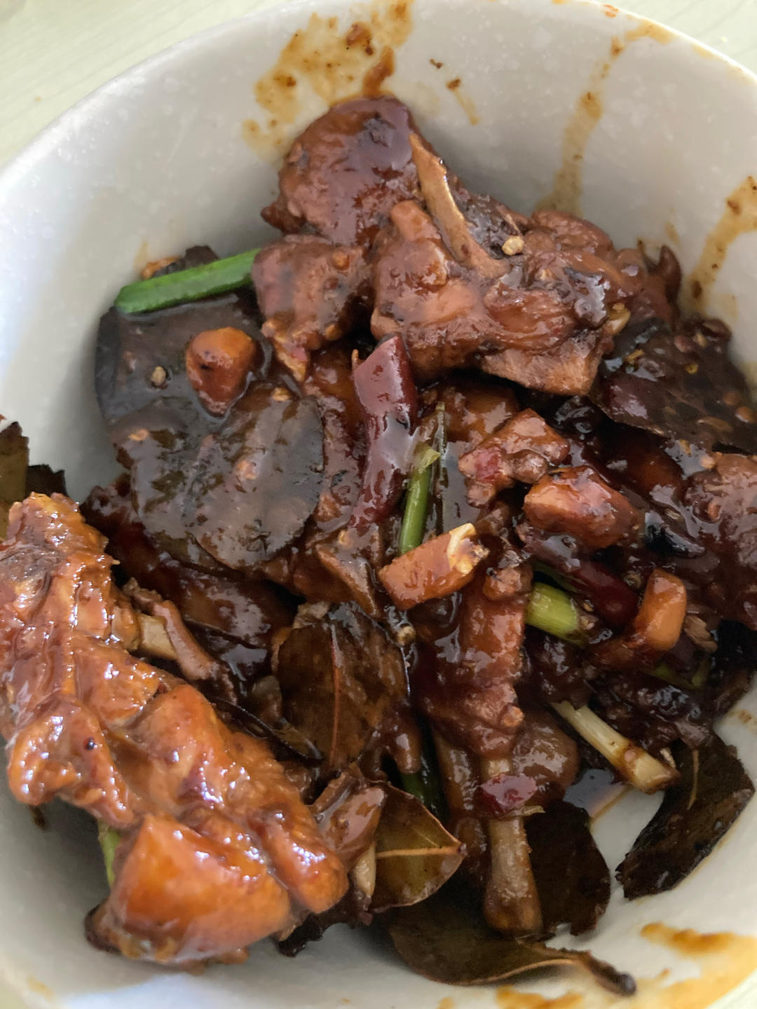 传统正宗的啤酒鸭配方和做法，鲜嫩香浓，只需炒千万不要焯水