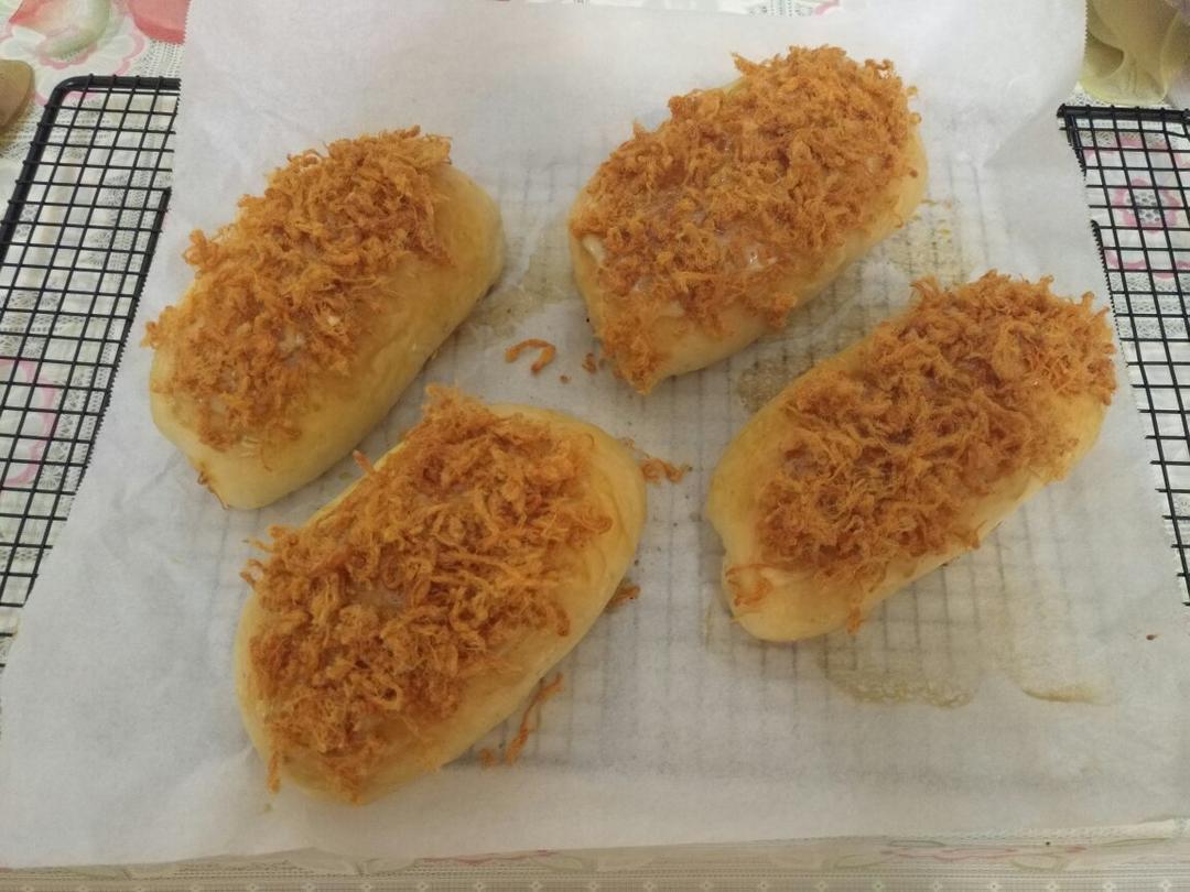 辣肉松面包