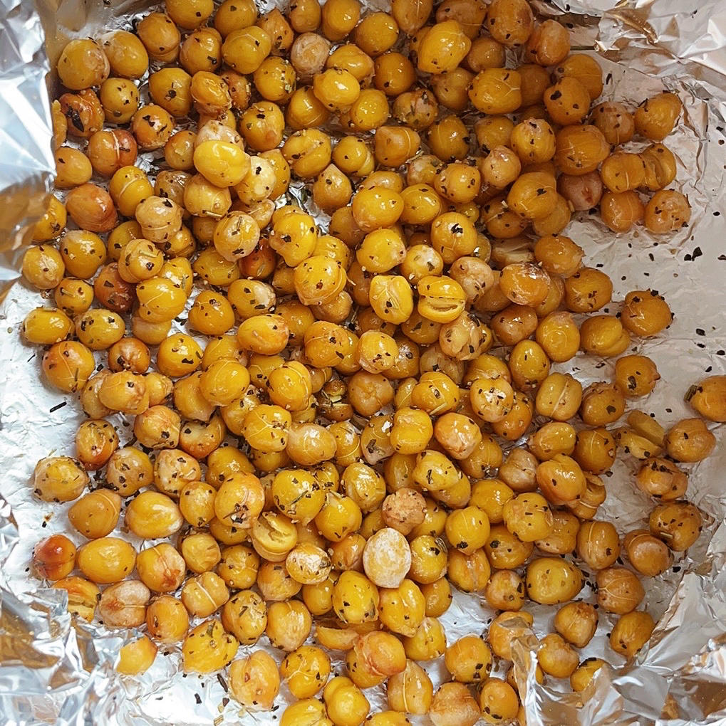 香酥烤鹰嘴豆｜减脂小零食（附快速煮豆方法，空气炸锅版）