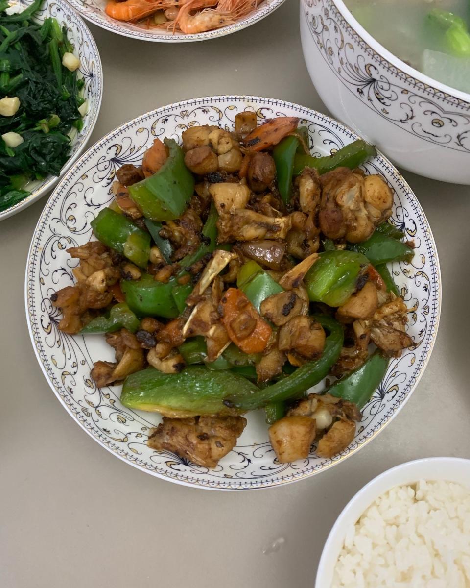 爆炒牛蛙，够美味，易上手