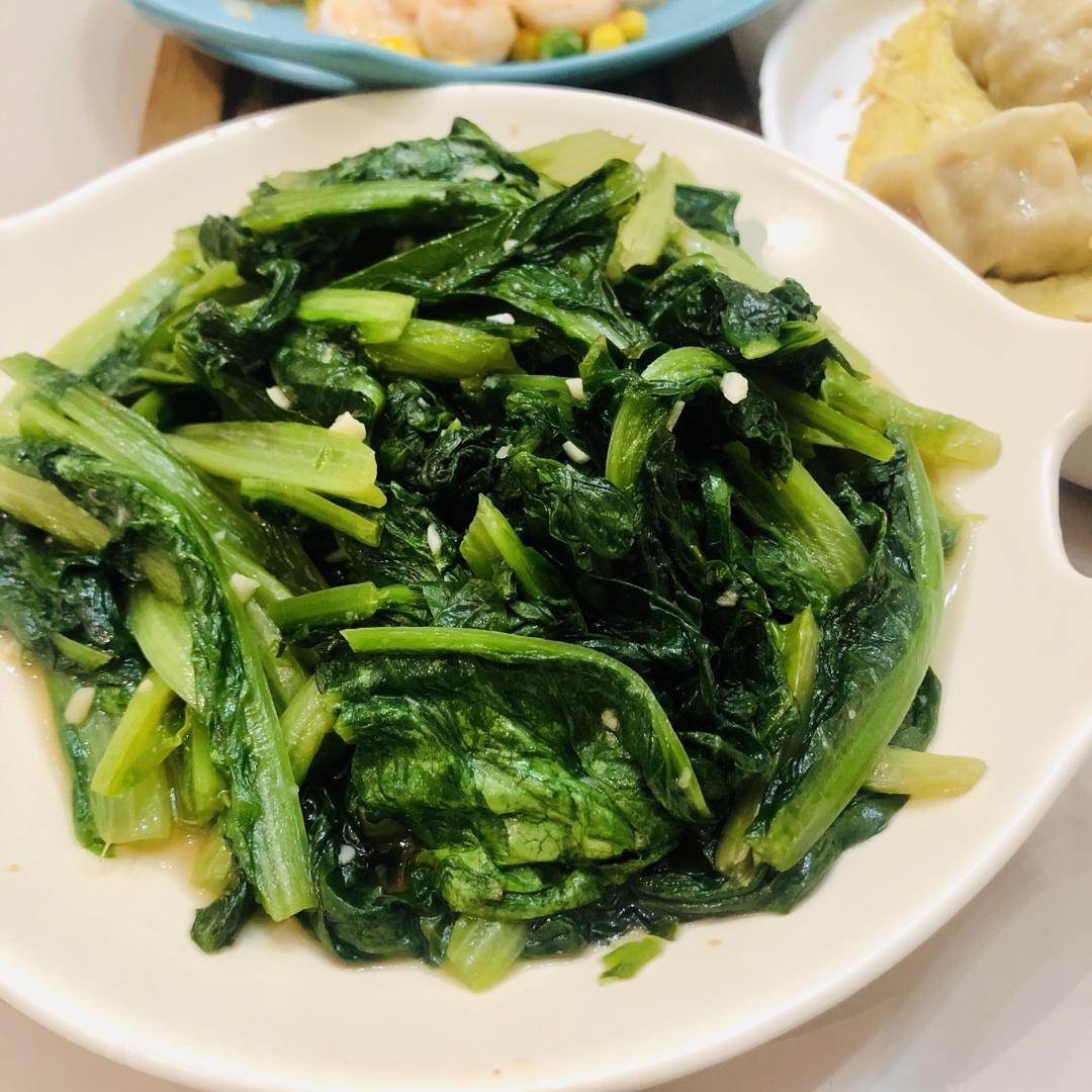 清炒油麦菜
