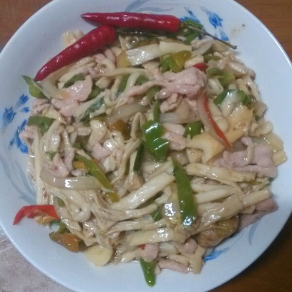 手撕杏鲍菇炒肉丝