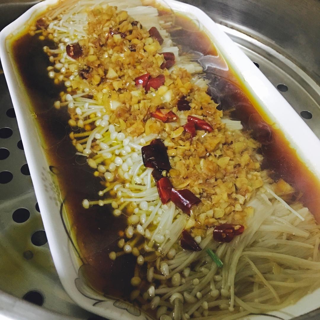 蒜蓉蒸金针菇粉丝（小心上瘾）