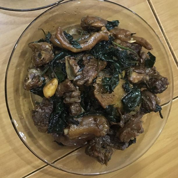 紫苏焖鸭