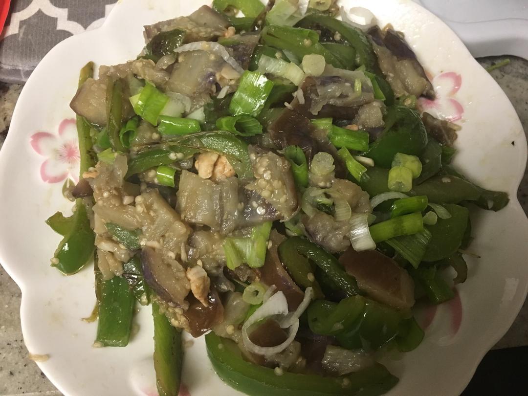 青椒炒茄子