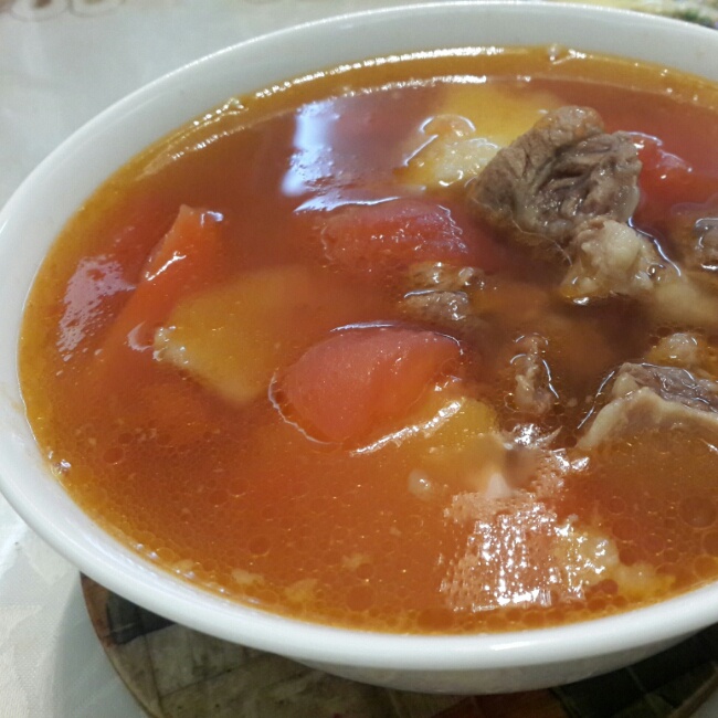 土豆番茄牛腩汤