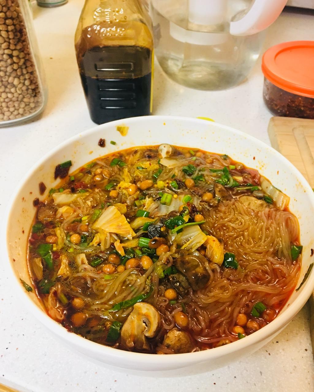 快手酸辣粉丝(米线)