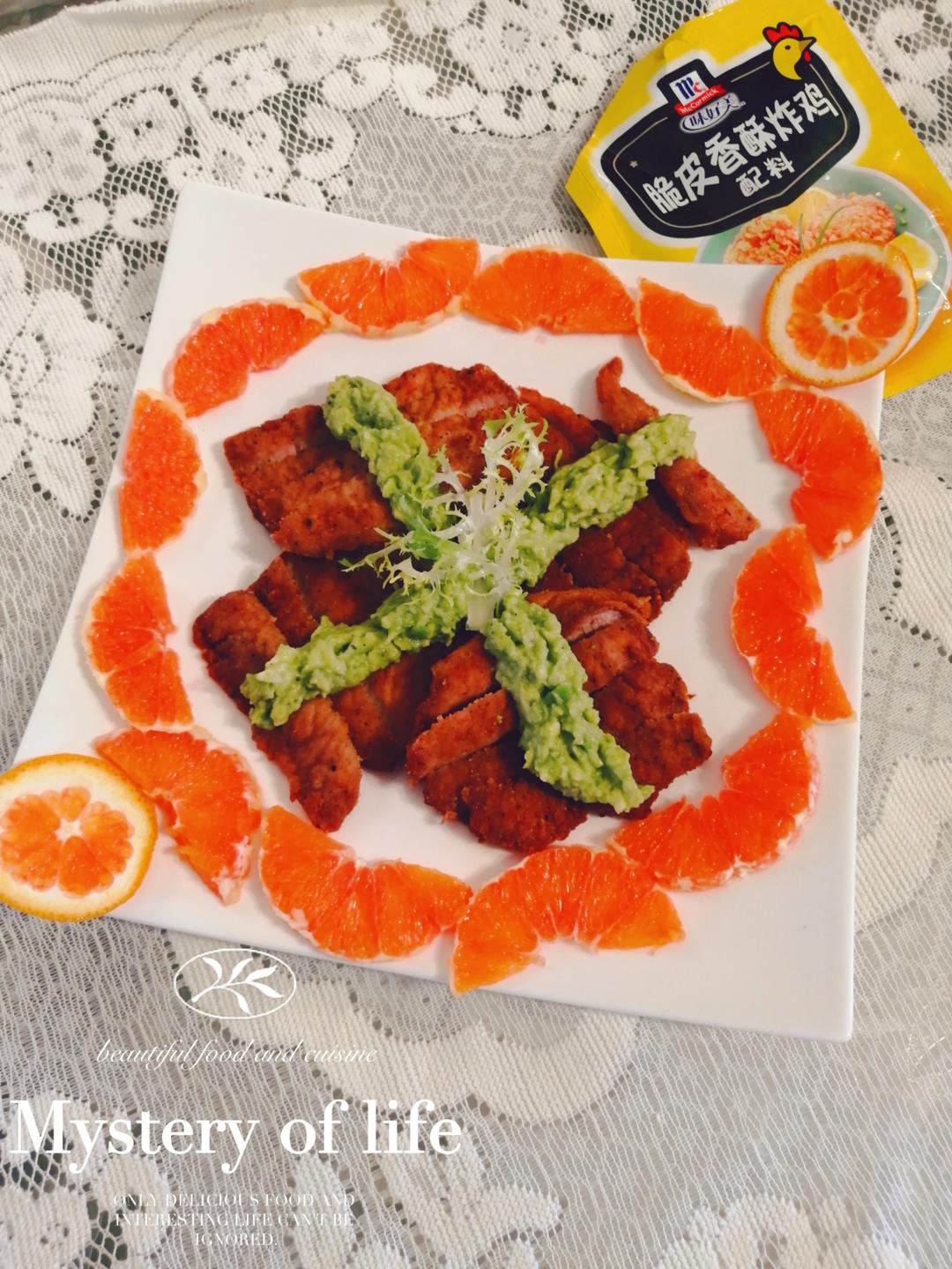 香酥炸猪排配【牛油果酱】的做法