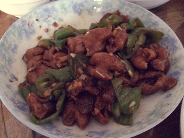 好吃到爆火爆肥肠