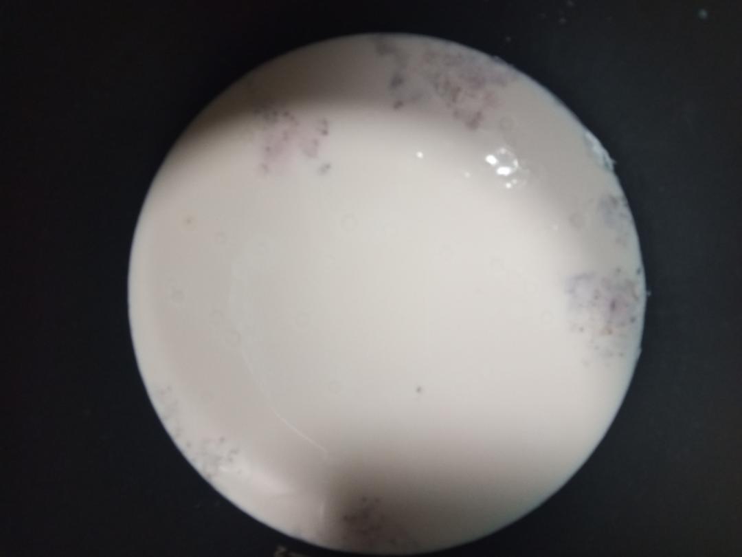 宝宝最爱的益生菌满满草莓酸奶