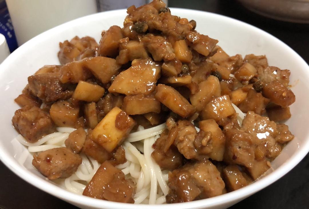 家常菜~杏鲍菇烧牛肉粒