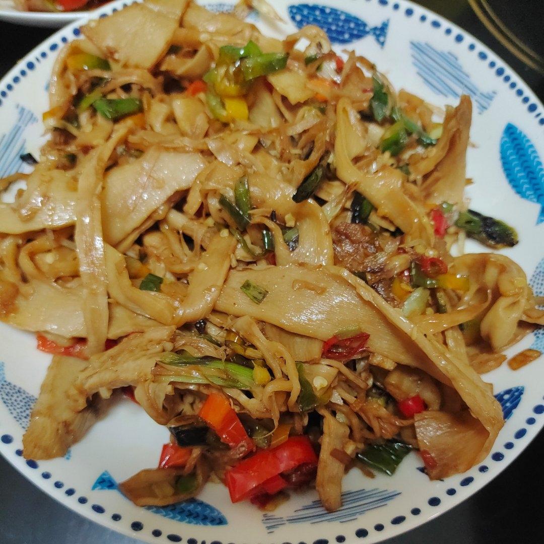 不油腻的烟笋炒腊肉