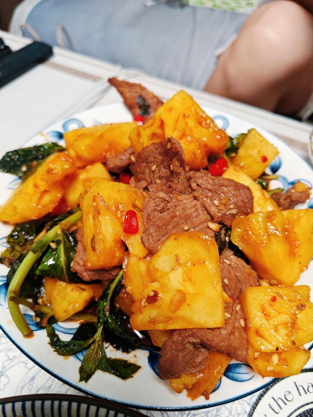 嫩滑清爽凉拌菜～夏季强烈推荐！香菜菠萝牛肉