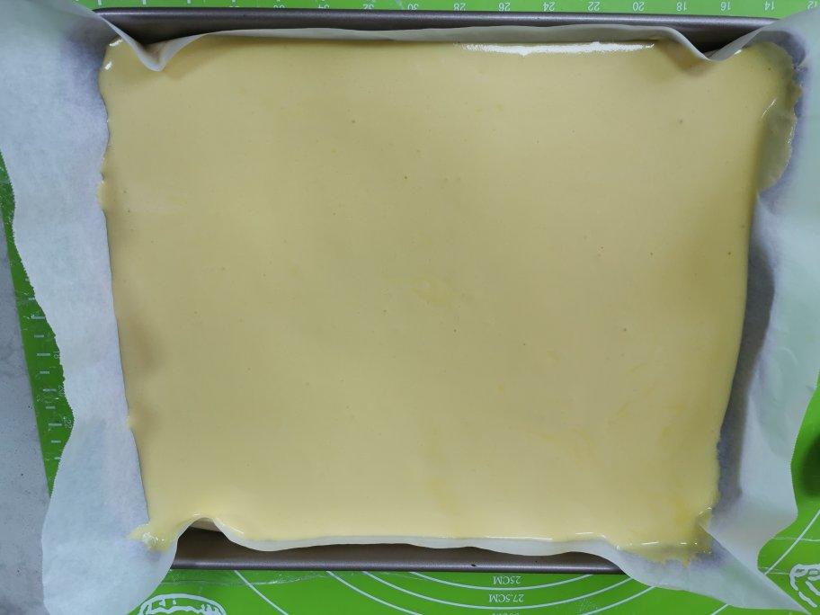 超详细的瑞士卷奶油蛋糕卷原味蛋糕卷的制作方法 饱满不掉皮不开裂（附模具换算方法）