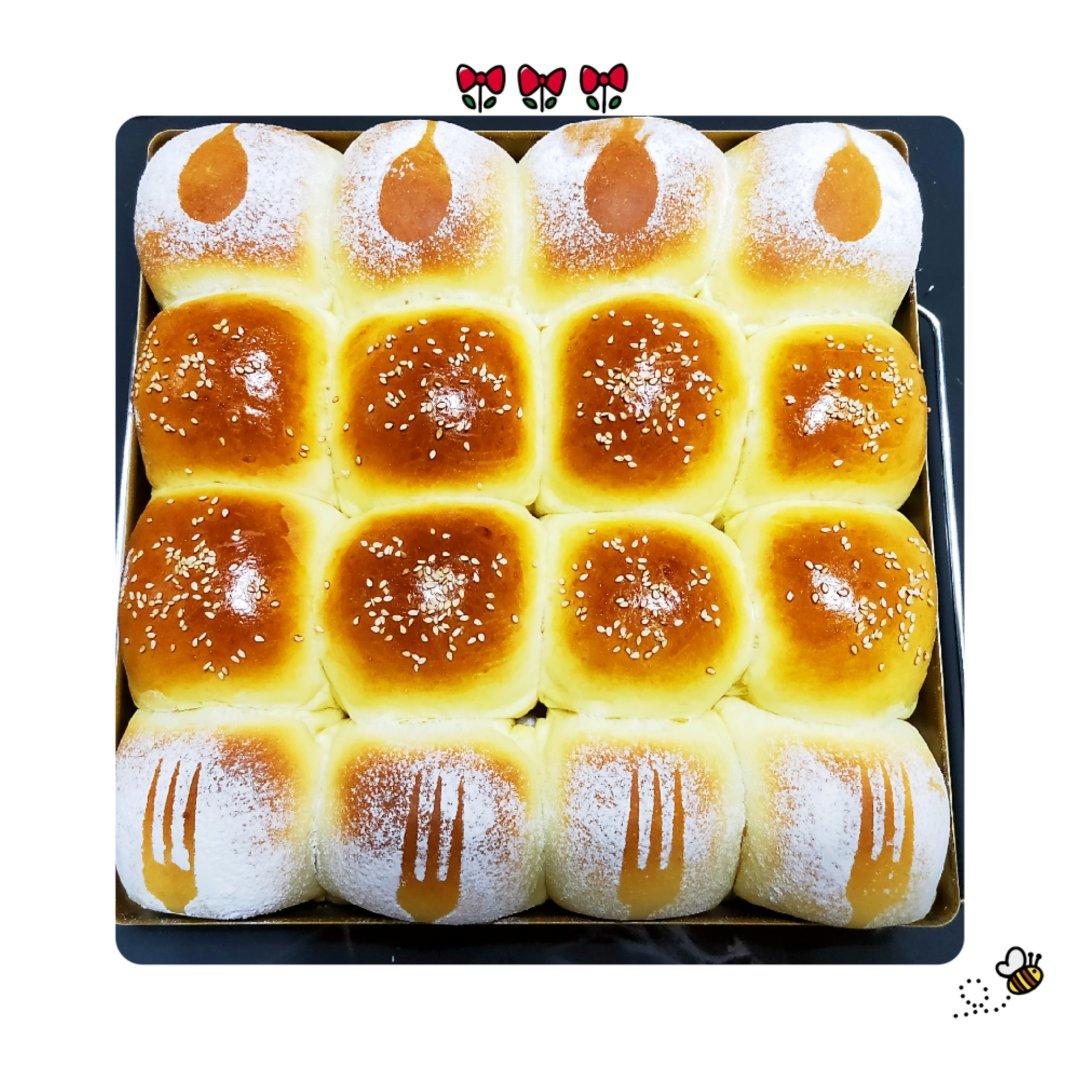 椰蓉奶香小餐包