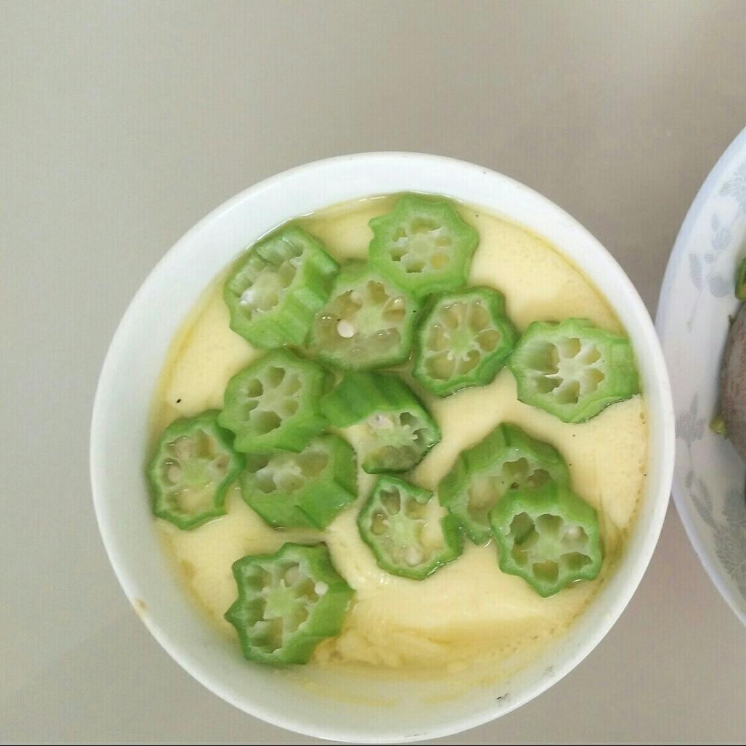 颜值控-做一朵开在碗里的花秋葵蒸水蛋